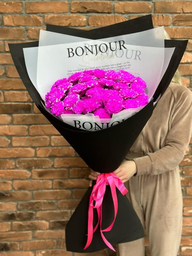 Букет из розовых хризантем